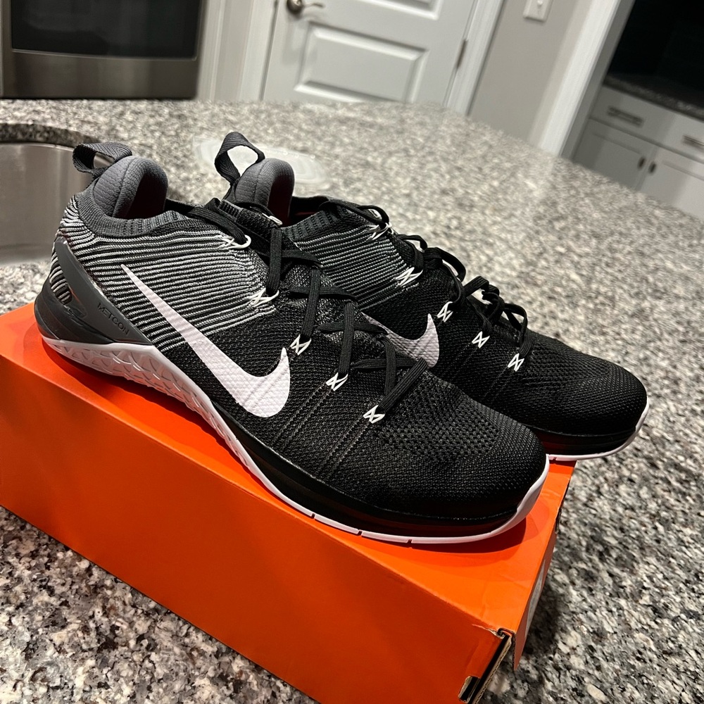 Nike Metcon DSX Flyknit 2 size 12